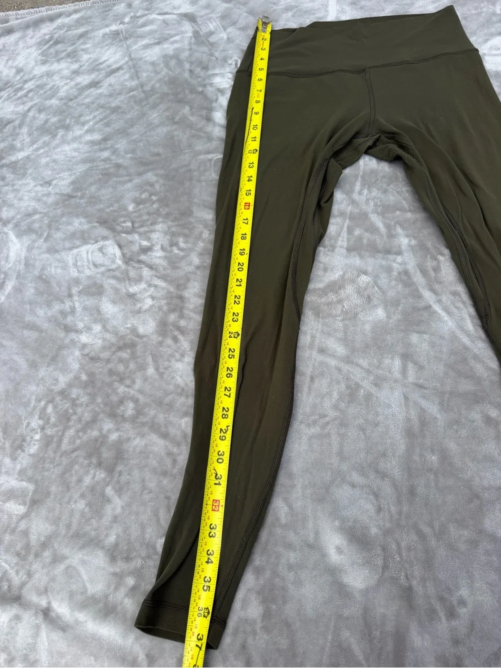 lululemon athletica Olive Leggings with High Waist